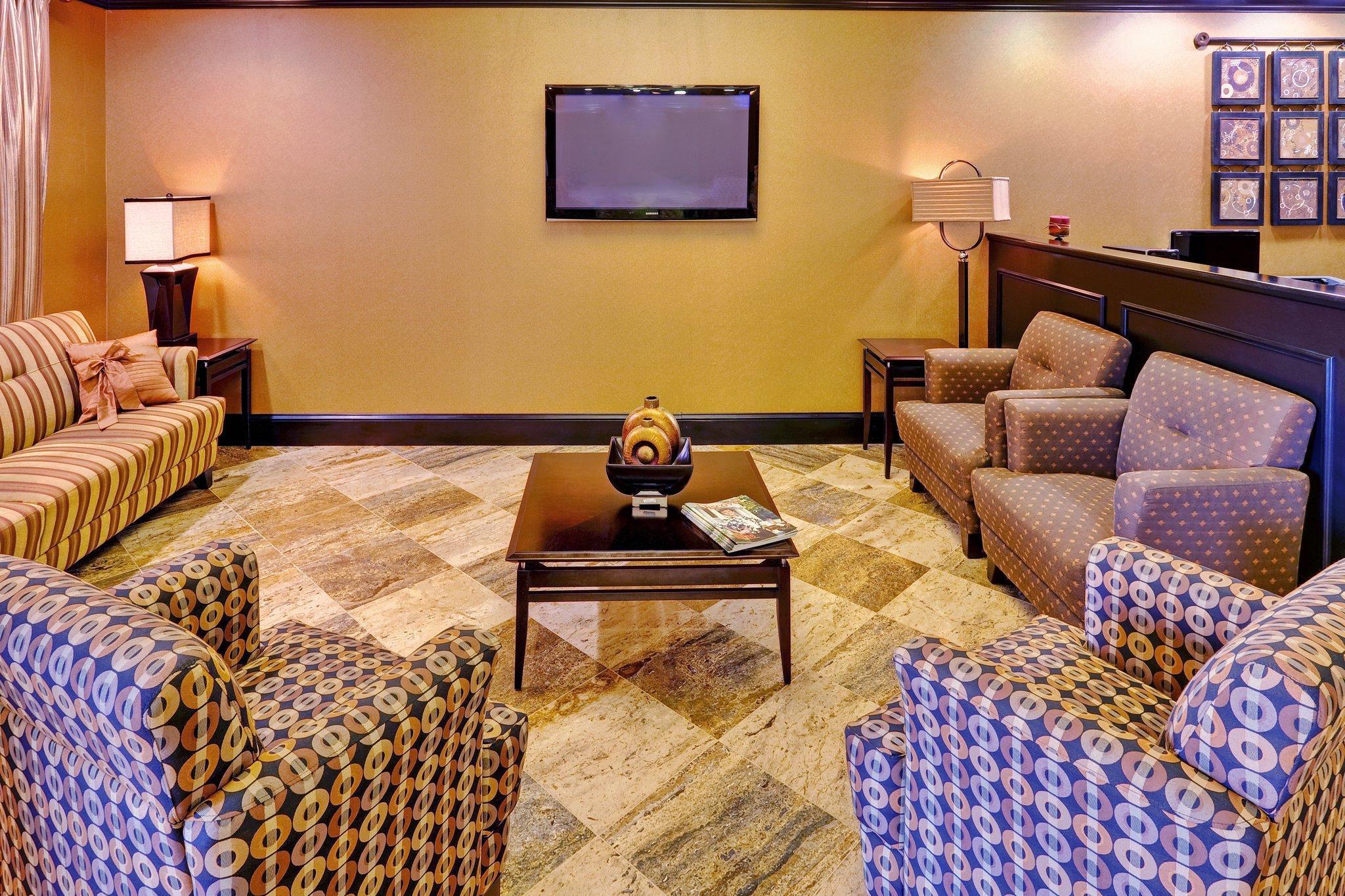 Holiday Inn Express Mccomb By Ihg Exterior photo